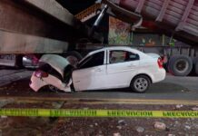 VIDEO: Tráiler derriba puente peatonal en carretera a Texcoco puente-peatonal-texcoco