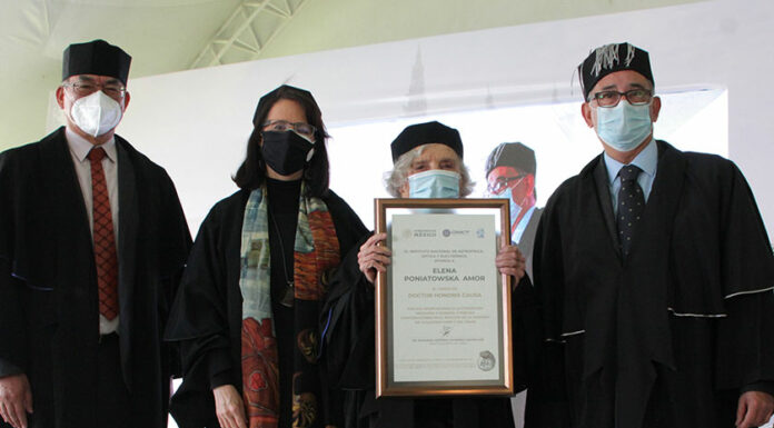 En Puebla otorgan Doctorado Honoris Causa a Elena Poniatowska