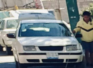 Amarran a mujer para robarle su auto en San Jerónimo Caleras robo