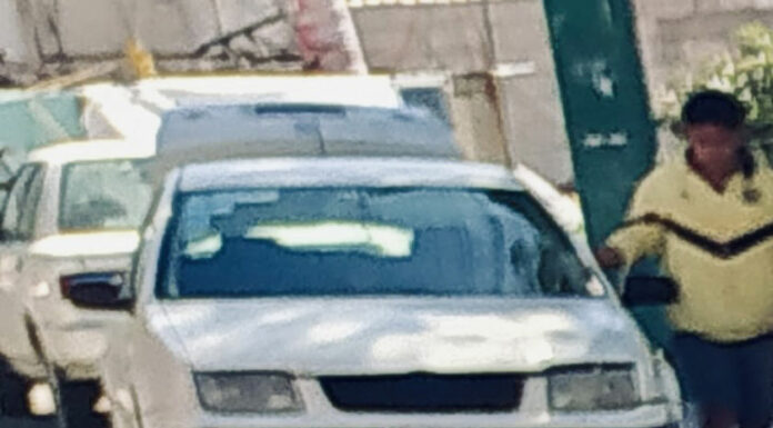 Amarran a mujer para robarle su auto en San Jerónimo Caleras robo