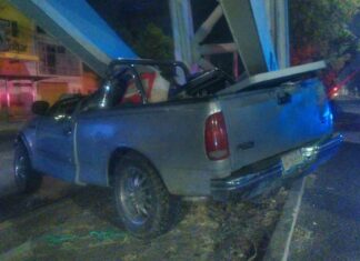 Conductor choca y deja a su copiloto lesionado en la 14 sur Conductor