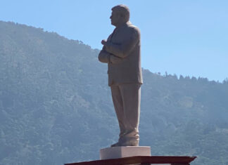 Alcalde devela estatua de AMLO en Atlacomulco El acto se realizó a unos días de que el alcalde culmine su gestión como edil de este municipio del Estado de México. Foto: Especial