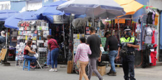 Descarta SEGOM permisos para ambulantes en fin de año Tendrán que acatarse a los lineamientos establecidos por la Comuna de Puebla. Foto: Es Imagen