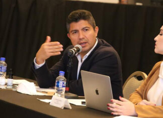 Eduardo Rivera asiste a reunión de Asociación de Ciudades Capitales Participaron otros 19 ediles y donde se propusieron ocho cartas de adhesión a la iniciativa.