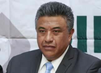 Francisco Romero acusa persecución política de FGE Francisco Romero acusó hostigamiento y persecución política