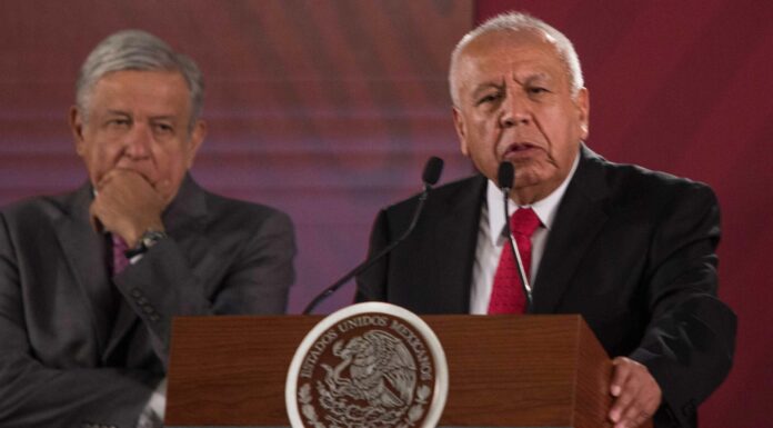 Titular de INM comparecerá en Senado por tragedia en Chiapas El diputado Ricardo Monreal demandó investigaciones profundas para fincar responsabilidades.