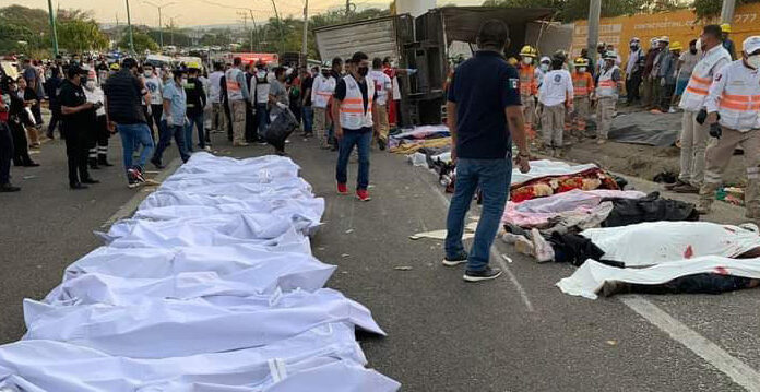 ONU México lamenta muerte de 55 migrantes en Chiapas La ONU México también urgió alternativas para una migración segura.