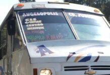 Asaltan a pasajeros de Ruta Azteca; agresores huyen Los asaltantes se subieron a la unidad en calidad de pasajeros. Foto: Especial