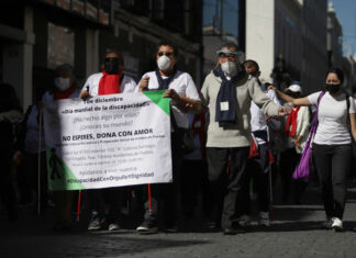 Personas ciegas exigen inclusión laboral en Puebla Pidieron más oportunidades laborales y educativas. Foto: Es Imagen