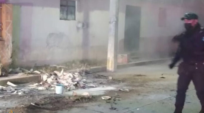 Explota diablito con pirotecnia en Xiutetelco; hay dos heridos Los lesionados fueron trasladados al Hospital General de Teziutlán. Foto: @gobiernodexiutetelco