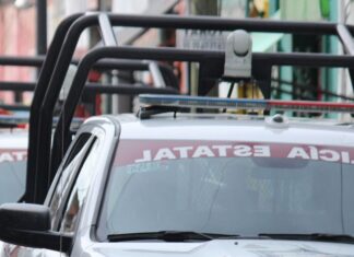 Capturan a 4 sujetos en Puebla; daban golpiza a otro La víctima habría sido privada de la libertad antes de ser golpeado por los detenidos. Foto: Es Imagen