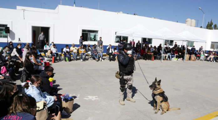 Policías conviven con adolescentes y niños del SMDIF fueron testigos de la labor que desempeñan los policías municipales.