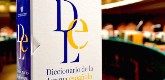 La RAE presentó un total de 3 mil 836 modificaciones