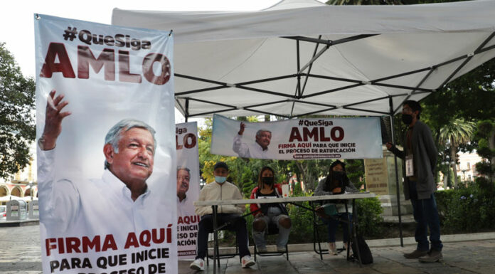 Ratificación, prohibido para promover revocación de AMLO La promoción engañosa de estas organizaciones puede “confundir” a la ciudadanía, determinó INE. Foto: Es Imagen