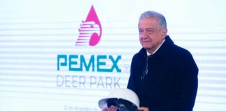 EUA autorizó a Pemex compra de refinería Deer Park: AMLO refinería
