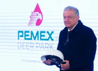 EUA autorizó a Pemex compra de refinería Deer Park: AMLO refinería