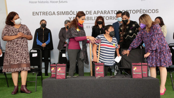 SEDIF entrega aparatos