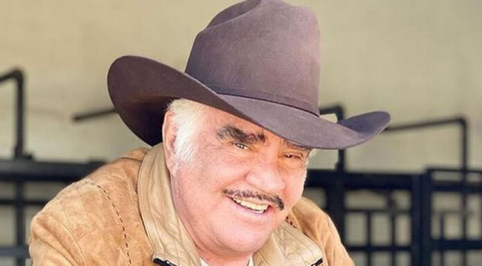 Muere Vicente Fernández a los 81 años El cantante mexicano falleció a las 6:15 a.m Foto: @_vicentefdez
