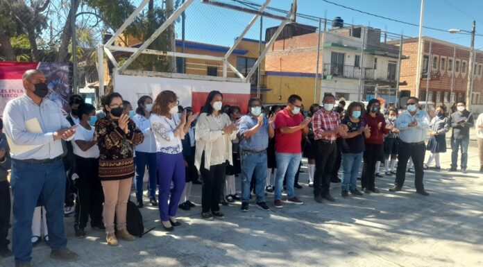 Después de 15 años, Ariadna Ayala ejecuta obra pública en El Carmen