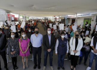 Ayuntamiento de Puebla, gobierno estatal y federal entregan más de 500 escrituras a familias poblanas