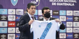 Luis Fernando Tena es presentado como DT de Guatemala