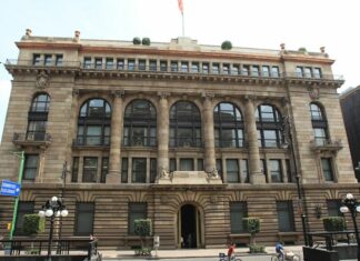 Banxico sube su tasa de interés a 5.5% Banxico
