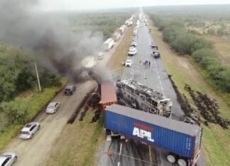 Choque en Tamaulipas deja 31 heridos y 5 calcinados