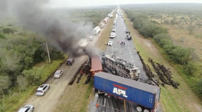Choque en Tamaulipas deja 31 heridos y 5 calcinados