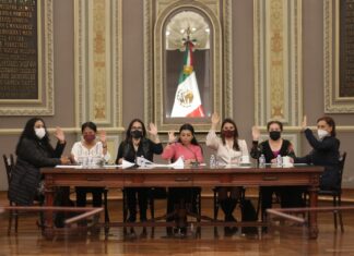 Convoca Comisión Permanente a sesión extraordinaria