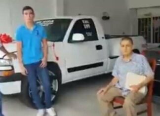 Mexicano con cáncer rifa camioneta para su tratamiento y se la regresan