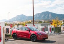 Tesla retirará más de 600 mil coches por riesgo de colisión