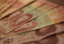 ¿En qué gastarán su aguinaldo los mexicanos? El Termómetro Laboral de OCCMundial señala que 42% de los encuestados ahorrarán o invertirán su aguinaldo.