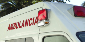 Se registran múltiples accidentes viales en Puebla este lunes ambulancia