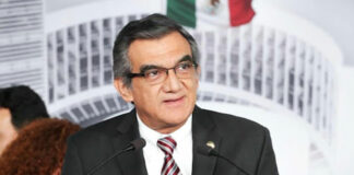 Américo Villarreal sucedería a Cabeza de Vaca