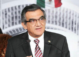 Américo Villarreal sucedería a Cabeza de Vaca