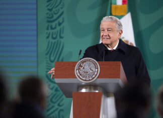 AMLO anuncia “Plan México” para enfrentar a China AMLO informó en conferencia de prensa que este plan ya se presentó ante funcionarios de los Estados Unidos.
