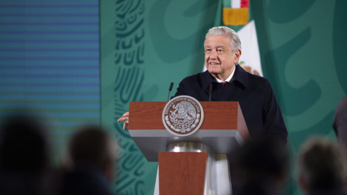 amlo AMLO informó en conferencia de prensa que este plan ya se presentó ante funcionarios de los Estados Unidos.