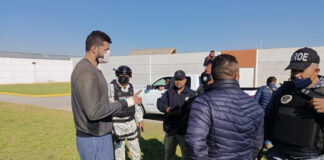 Basquetbolista Alexis Cervantes se reunirá con familiares El basquetbolista volará este jueves desde Morelia a Sinaloa para reunirse con su hermano. Foto: Especial