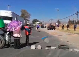 Bloquean carretera Texmelucan-Moyotzingo Cerraron la circulación en la carretera San Martín Texmelucan-Santa María Moyotzingo.