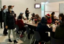 Realizan cena de Noche Buena en dormitorio municipal cena