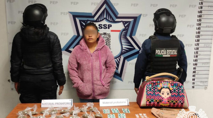 Con droga detienen a mujer en Los Reyes de Juárez