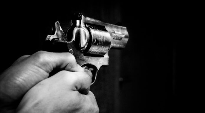 Acribillan a joven por un lío amoroso en Zapotitlán