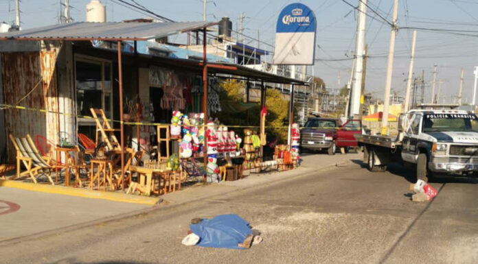 Hombre muere arrollado en la libre Texmelucan-Tlaxcala hombre atropellado por unidad de transporte
