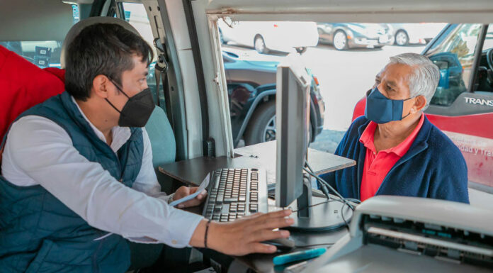 Acerca SMT licencias particulares a 900 poblanos licencias