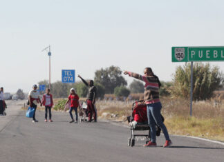 ¡Otra vez! Caravana migrante toma la México-Puebla caravana