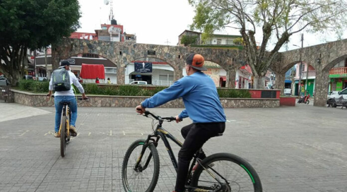Imparten curso de ciclismo en Huauchinango y Juan Galindo movilidad