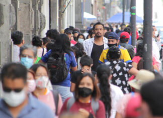 Ómicron ya está en 57 países; abundan casos leves omicron