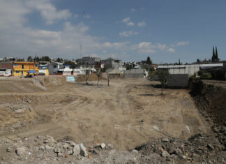 Descarta Barbosa reconstrucción en zona irregular de Xochimehuacan san pablo