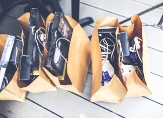 Poblanos prevén gastar entre 500 a 4 mil pesos en compras navideñas