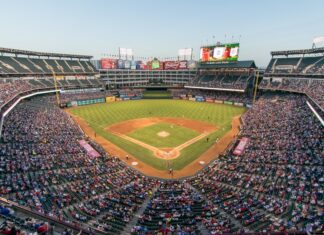 MLB compromete mil millones previo a inminente paro